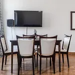 Ideal For Long-Term Stays, 2 Bedroom Shared Apartment