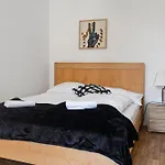 Ideal For Long-Term Stays, 2 Bedroom Shared Apartment