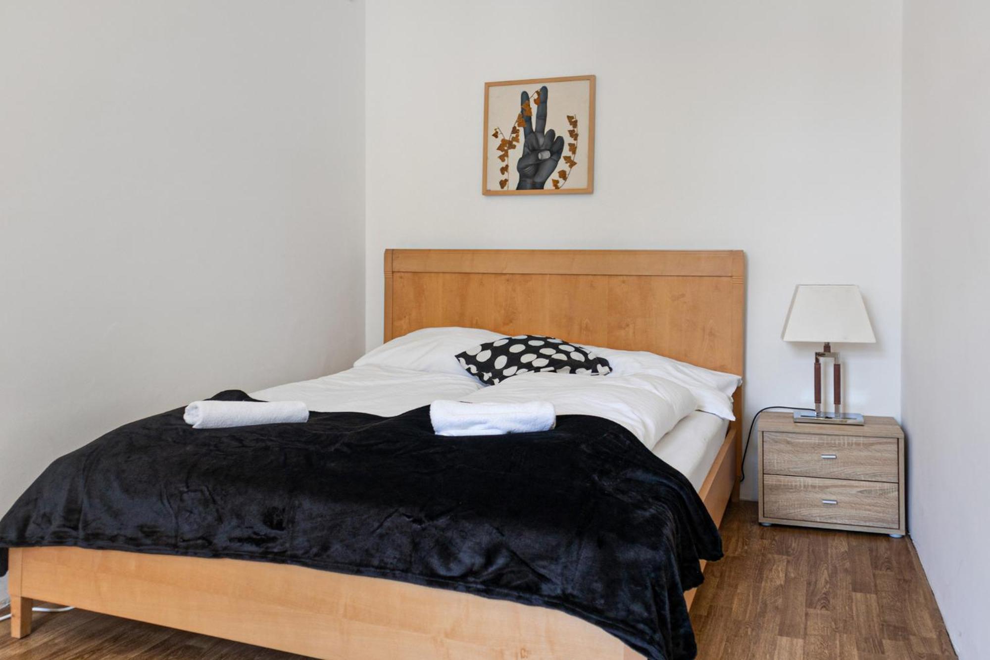 Apartment Ideal For Long-term Stays, 2 Bedroom Shared Wien