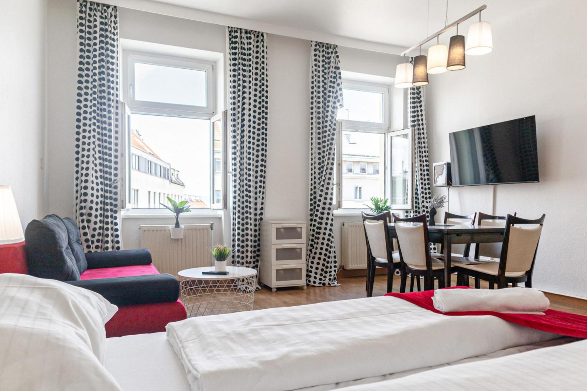Ideal For Long-term Stays, 2 Bedroom Shared Apartment *